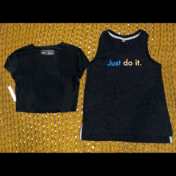 Nike Bundle - Picture 5 of 12